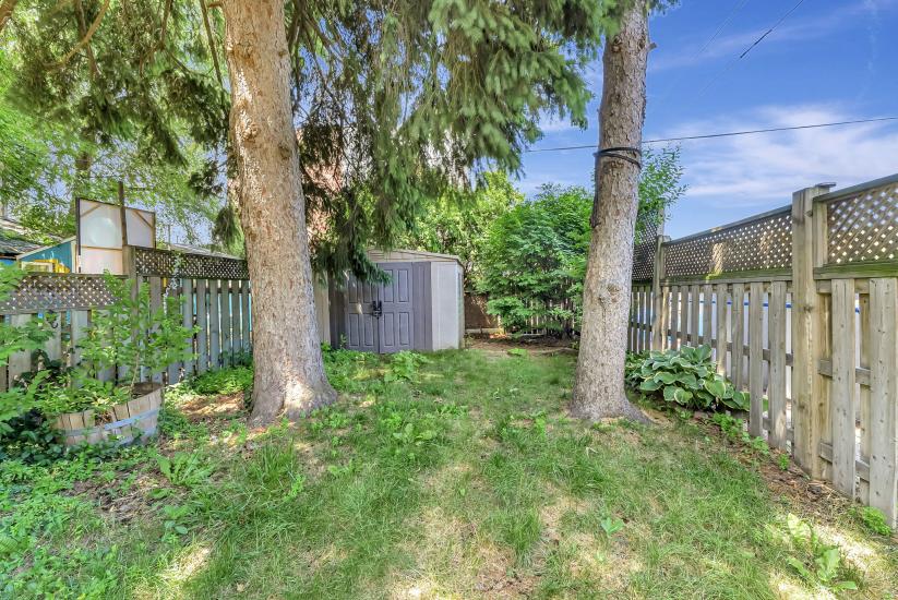 Property listing for 433 Hughson St. N., Hamilton, ON