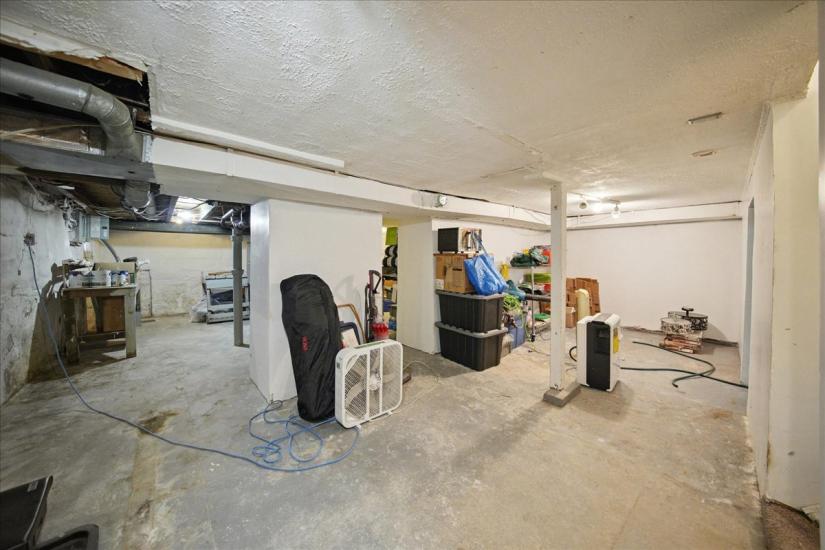 Property listing for 171 Paling Ave., Hamilton, ON