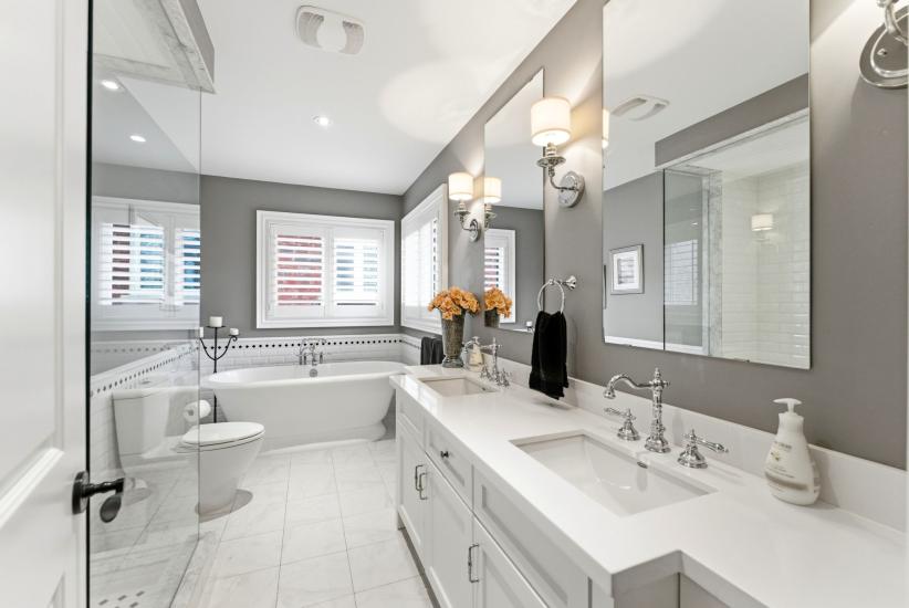 Property listing for 67 Alma St., Dundas, ON