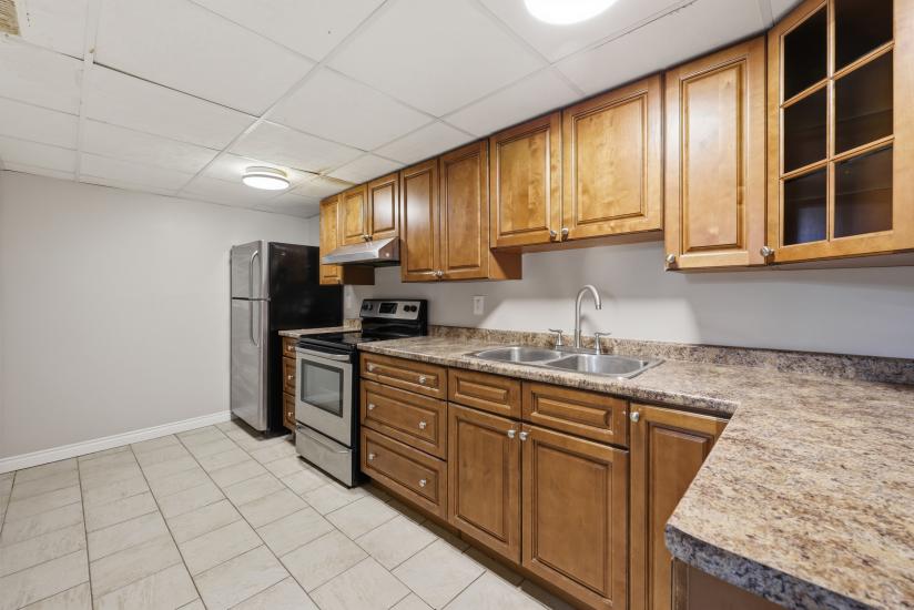 Property listing for 42 Terrace Ave., Welland, ON