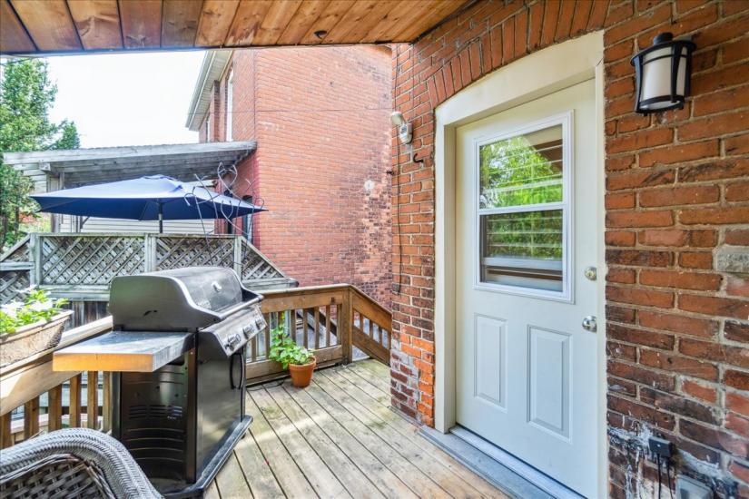 Property listing for 310 Locke St. S., Hamilton, ON