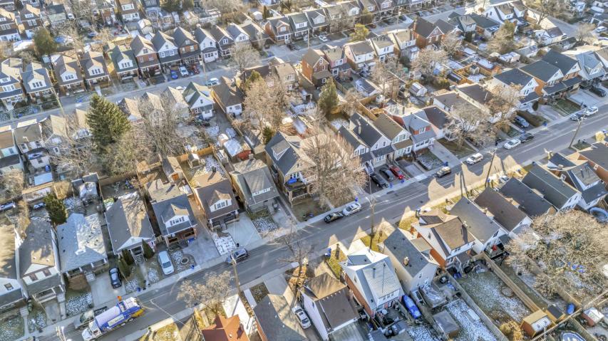 Property listing for 70 Belview Ave., Hamilton, ON