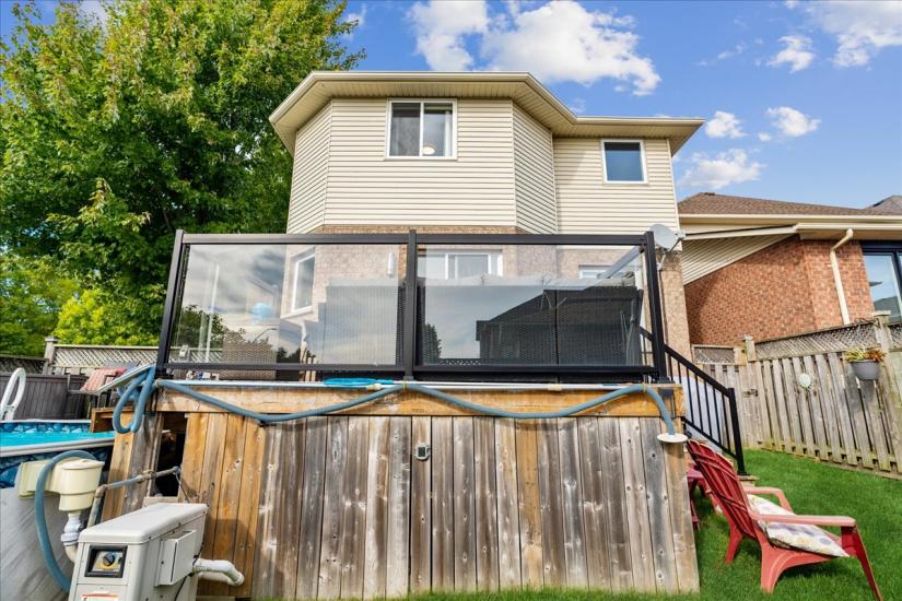 Property listing for 75 Claudette Gate, Hamilton, ON