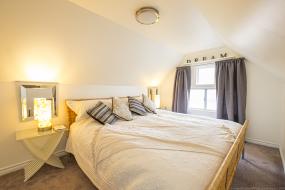 Property listing for 313 Bold St., Hamilton, ON