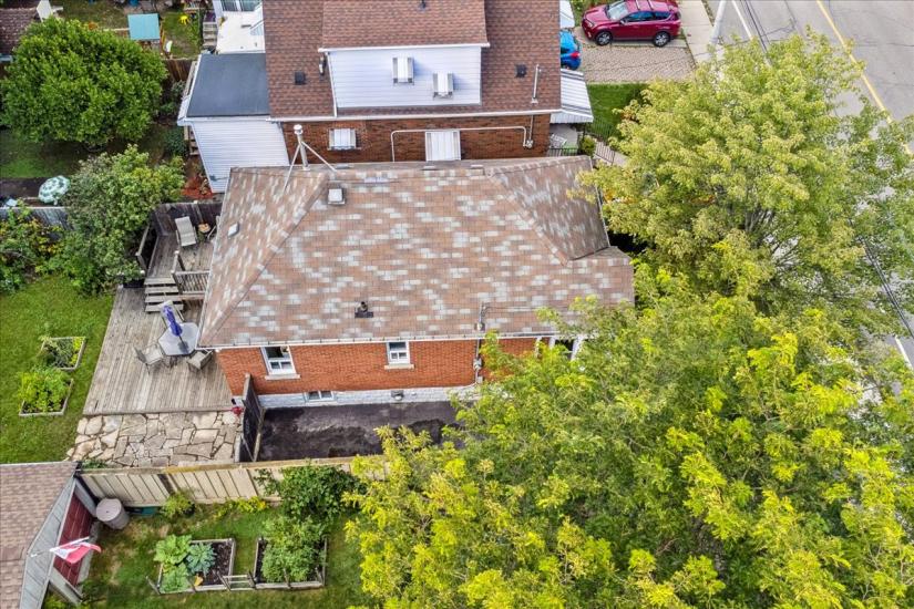 Property listing for 133 Longwood Rd. N., Hamilton, ON