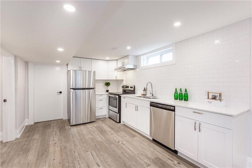 Property listing for #2-134 Deschene Ave., Hamilton, ON