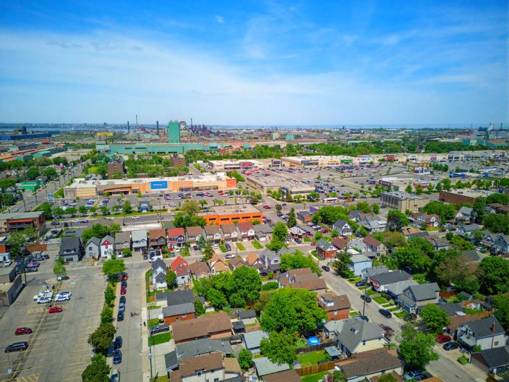 Property listing for 124 Campbell Ave., Hamilton, ON