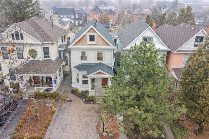 Property listing for 42 Chatham St., Hamilton, ON