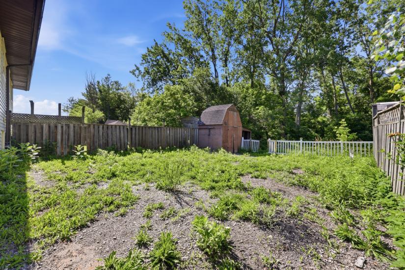 Property listing for 42 Terrace Ave., Welland, ON