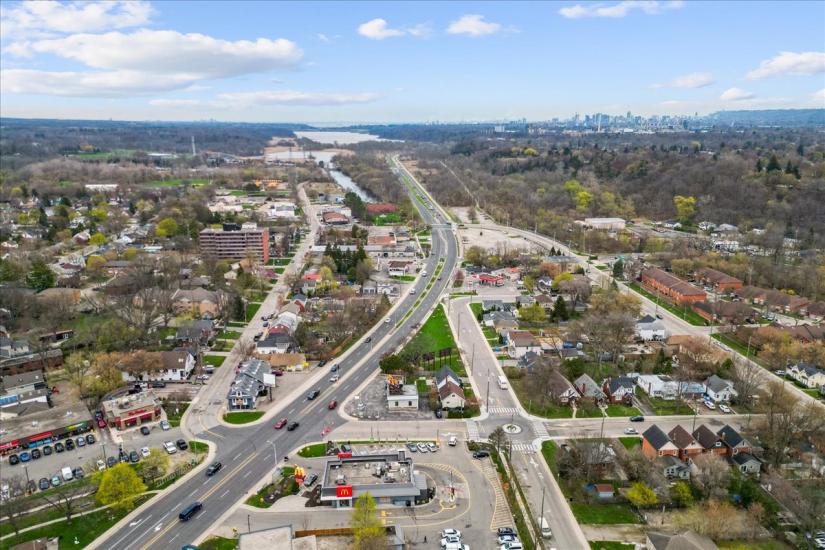 Property listing for #313-50 Main St., Dundas, ON