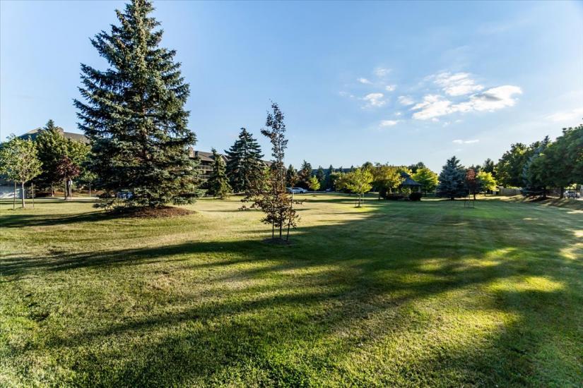 Property listing for #208-990 Golf Links Rd., Ancaster, ON