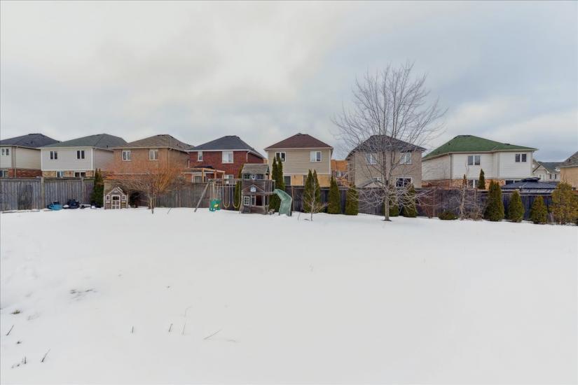 Property listing for 19 Deborah Crt., Hamilton, ON