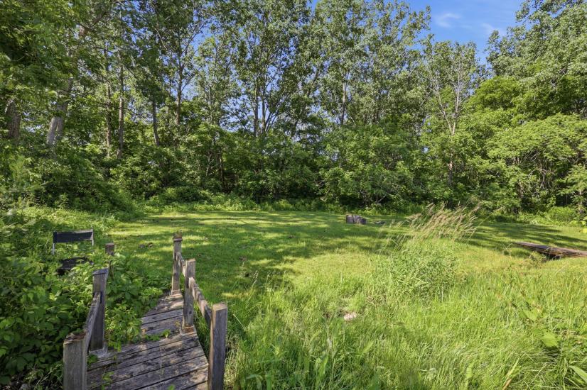 Property listing for 42 Terrace Ave., Welland, ON