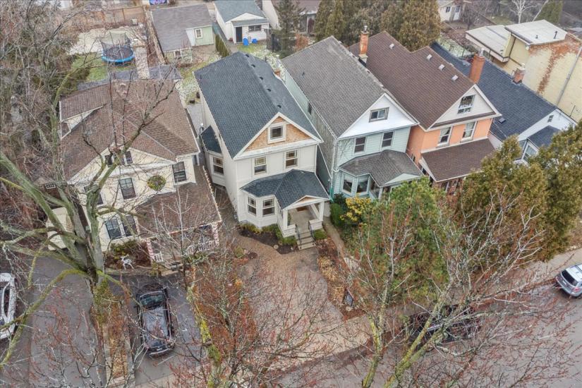 Property listing for 42 Chatham St., Hamilton, ON