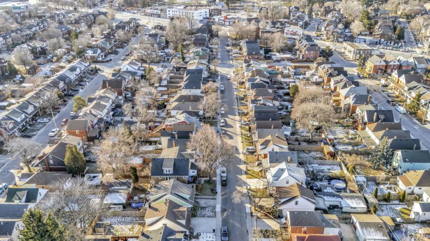 Property listing for 70 Belview Ave., Hamilton, ON