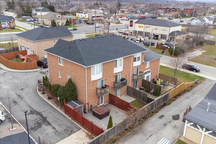 Property listing for #3-437 Highway 8, Stoney Creek, ON