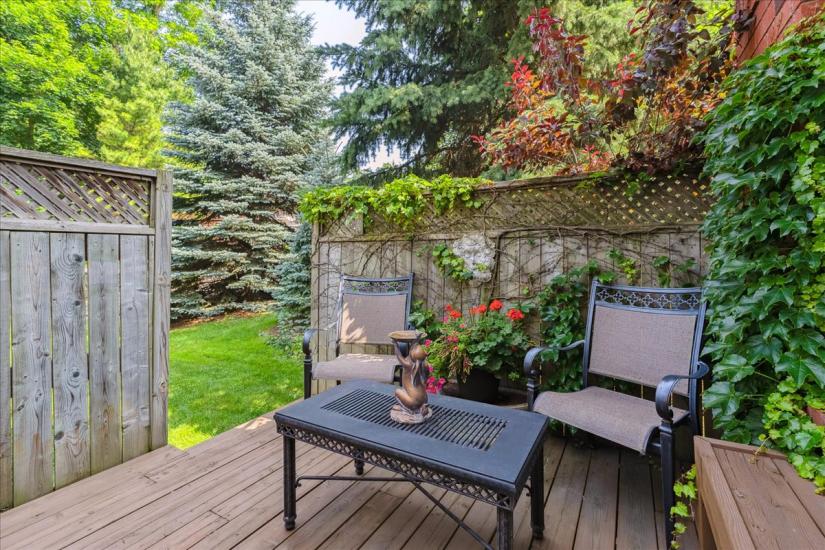 Property listing for #101-100 Beddoe Dr., Hamilton, ON