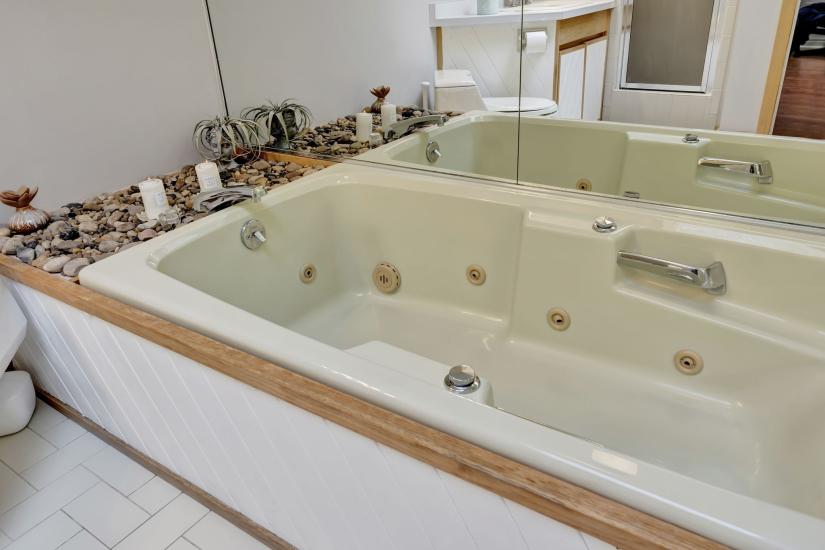 Property listing for #601-28 Duke St., Hamilton, ON