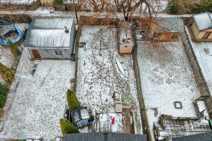 Property listing for 171 Paling Ave., Hamilton, ON