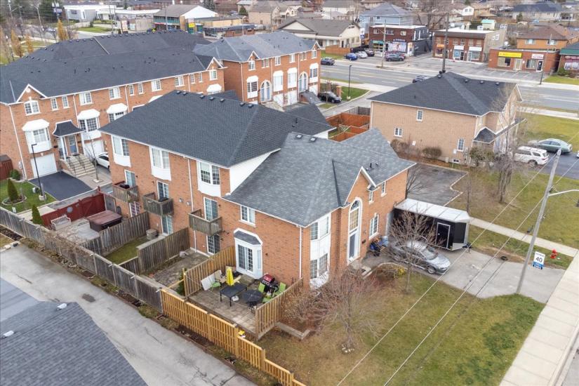 Property listing for #3-437 Highway 8, Stoney Creek, ON