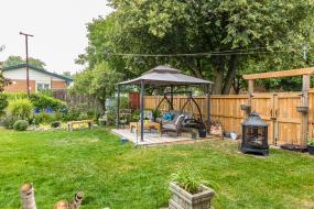 Property listing for 304 Mount Albion Rd., Hamilton, ON