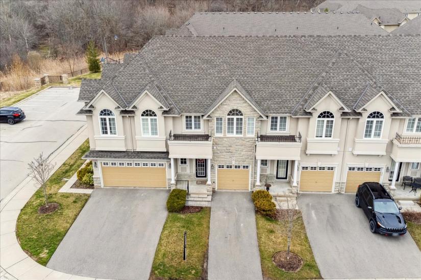 Property listing for 36 Forest Valley Cres., Dundas, ON