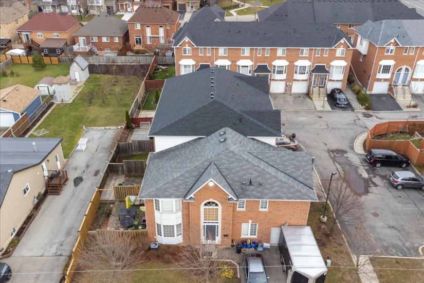 Property listing for #3-437 Highway 8, Stoney Creek, ON