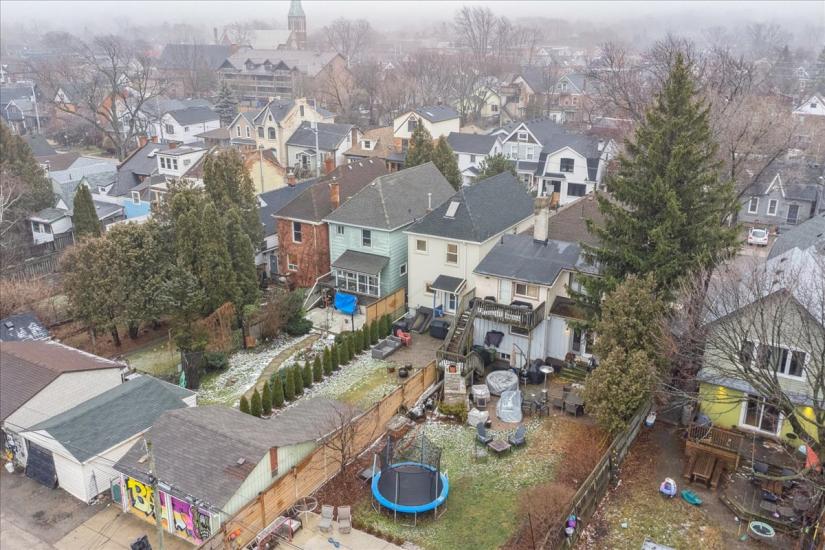 Property listing for 42 Chatham St., Hamilton, ON