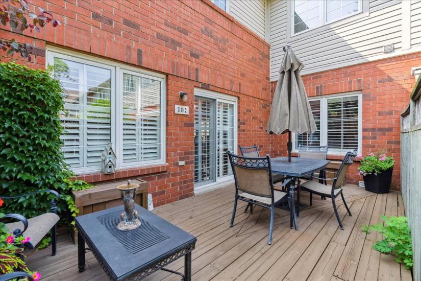 Property listing for #101-100 Beddoe Dr., Hamilton, ON