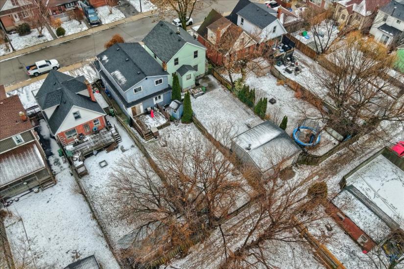 Property listing for 171 Paling Ave., Hamilton, ON