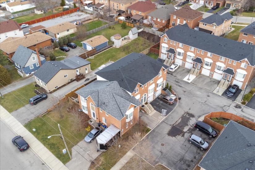 Property listing for #3-437 Highway 8, Stoney Creek, ON