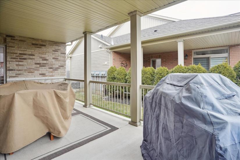 Property listing for 62 Gaddye Lane, Binbrook, ON