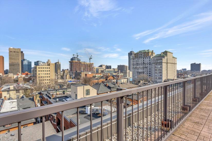 Property listing for #601-28 Duke St., Hamilton, ON