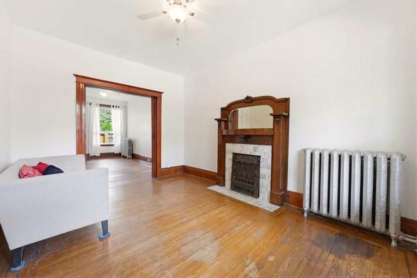Property listing for #1-25 Strathcona Ave. S., Hamilton, ON