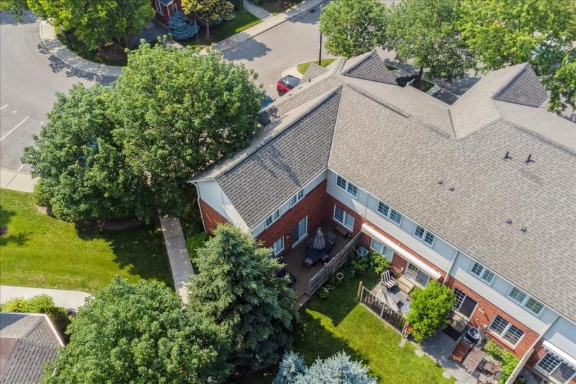 Property listing for #101-100 Beddoe Dr., Hamilton, ON