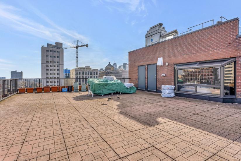 Property listing for #601-28 Duke St., Hamilton, ON