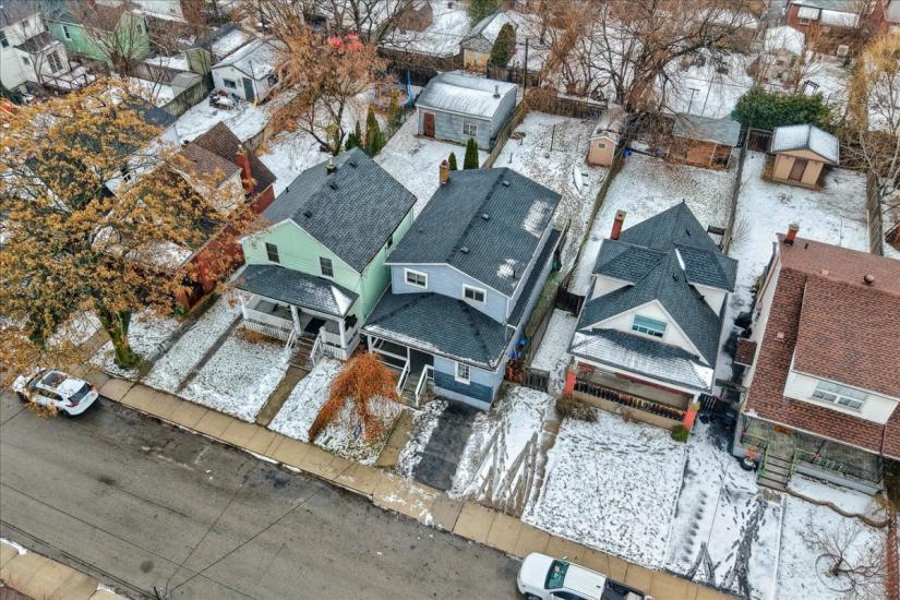 Property listing for 171 Paling Ave., Hamilton, ON