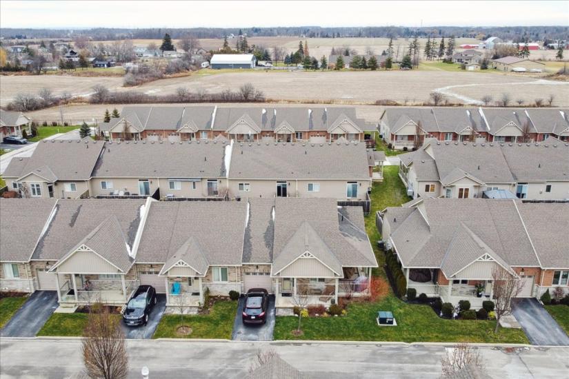 Property listing for 62 Gaddye Lane, Binbrook, ON