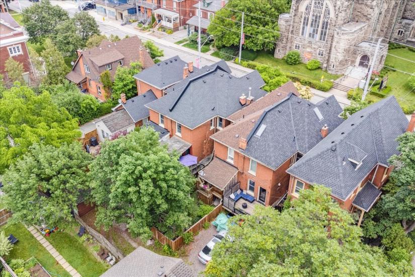 Property listing for 310 Locke St. S., Hamilton, ON