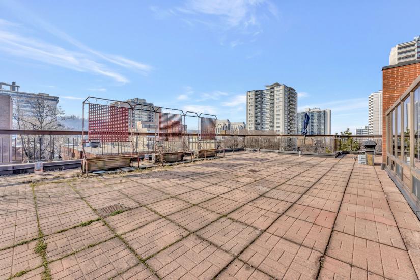 Property listing for #601-28 Duke St., Hamilton, ON