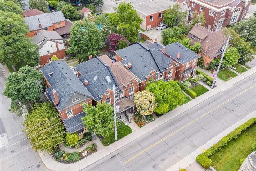 Property listing for 310 Locke St. S., Hamilton, ON