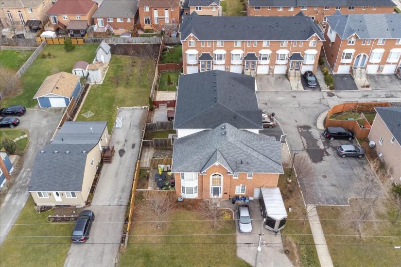 Property listing for #3-437 Highway 8, Stoney Creek, ON