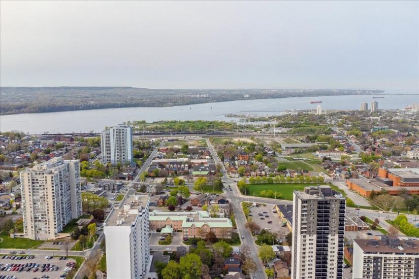 Property listing for #305-222 Jackson St. W., Hamilton, ON
