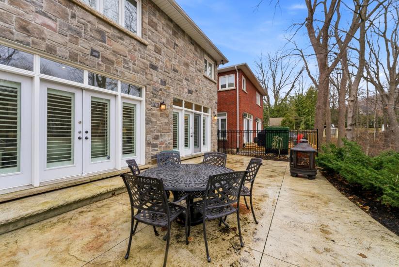 Property listing for 67 Alma St., Dundas, ON