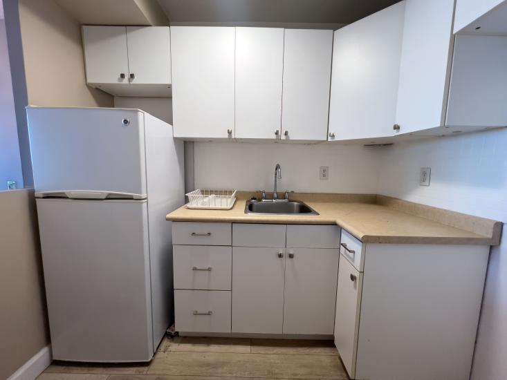 Property listing for #1001-150 Charlton Ave. E., Hamilton, ON