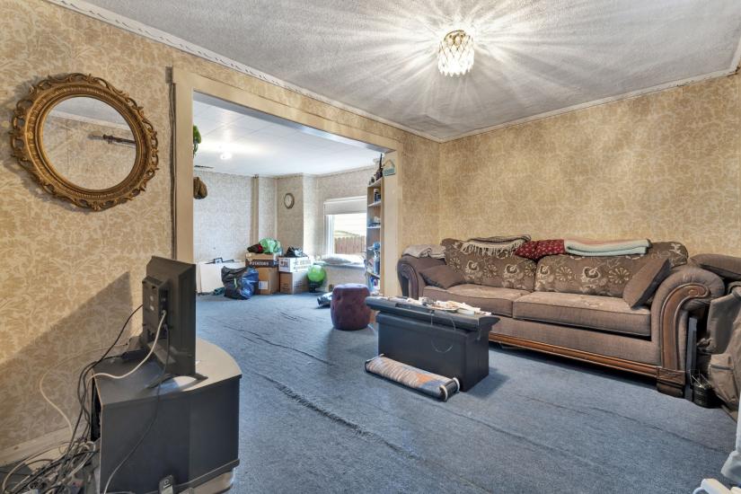 Property listing for 29 New St., Hamilton, ON