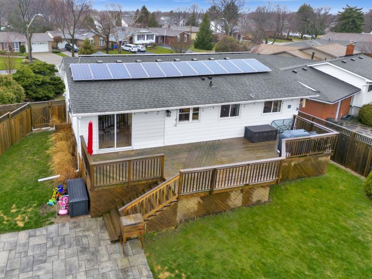 Property listing for 95 Heatherdale Place, Hamilton, ON