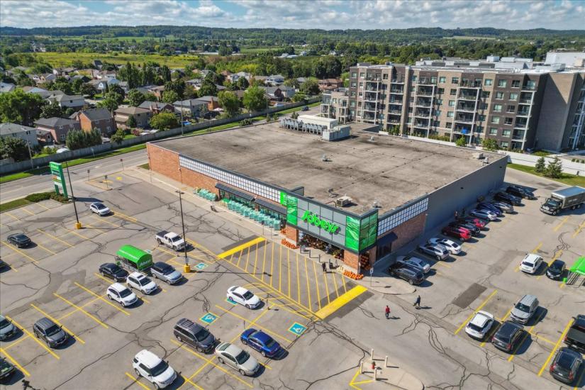 Property listing for #115-5055 Greenlane Rd., Beamsville, ON