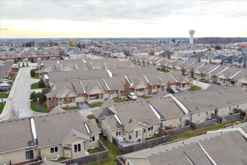 Property listing for 62 Gaddye Lane, Binbrook, ON