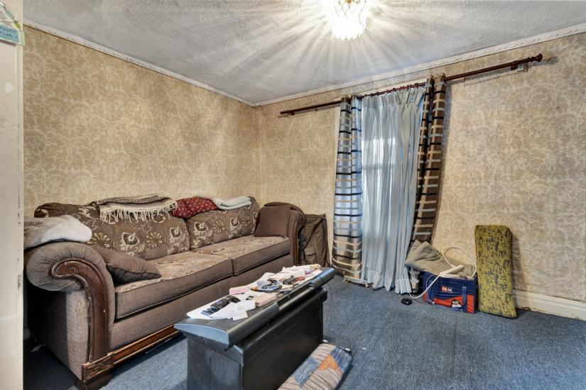 Property listing for 29 New St., Hamilton, ON